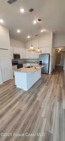 586 Cooper Court SW Palm Bay FL 32908