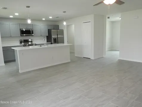 530 Seaport Terrace SE Palm Bay FL 32909