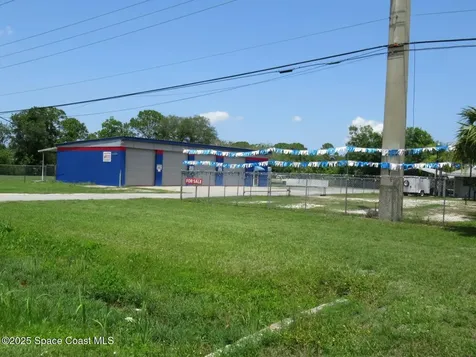 4505 South Street Titusville FL 32780