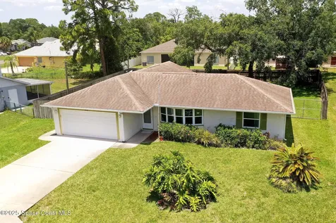 473 Americana Boulevard NW Palm Bay FL 32907