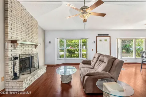 518 Homestead Avenue NE Palm Bay FL 32907