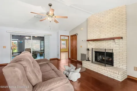 518 Homestead Avenue NE Palm Bay FL 32907