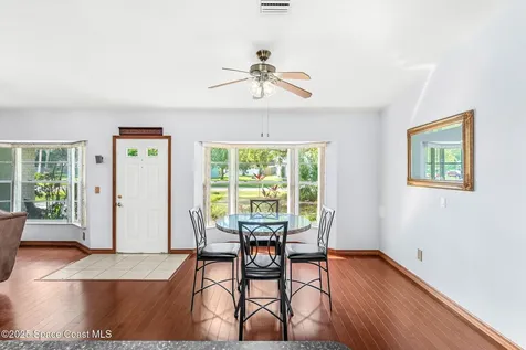 518 Homestead Avenue NE Palm Bay FL 32907