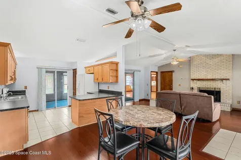 518 Homestead Avenue NE Palm Bay FL 32907