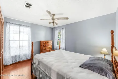 518 Homestead Avenue NE Palm Bay FL 32907