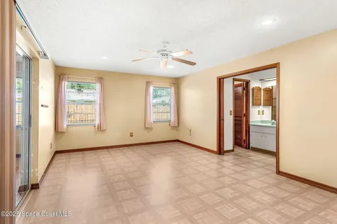 518 Homestead Avenue NE Palm Bay FL 32907