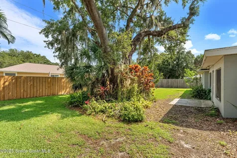 518 Homestead Avenue NE Palm Bay FL 32907
