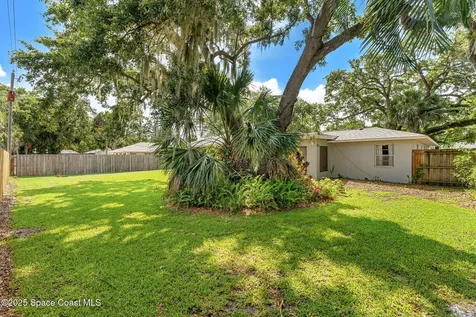 518 Homestead Avenue NE Palm Bay FL 32907