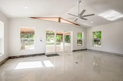 8575 Sheridan Road Melbourne FL 32904