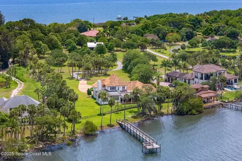 7021 S Tropical Trail Merritt Island FL 32952
