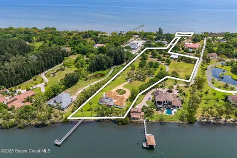 7021 S Tropical Trail Merritt Island FL 32952