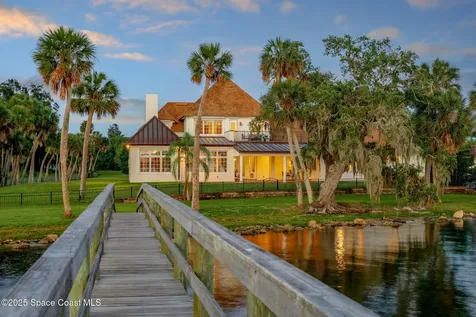 7021 S Tropical Trail Merritt Island FL 32952
