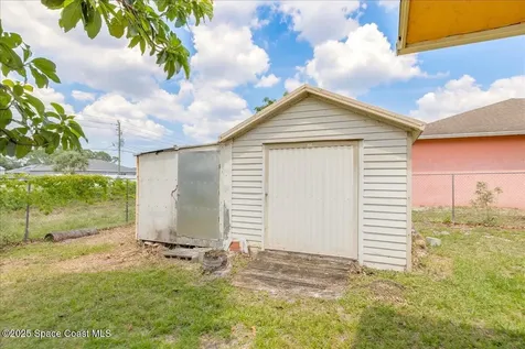 783 Koutnik Road SE Palm Bay FL 32909