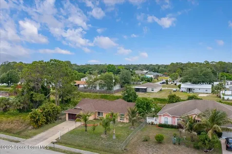 783 Koutnik Road SE Palm Bay FL 32909