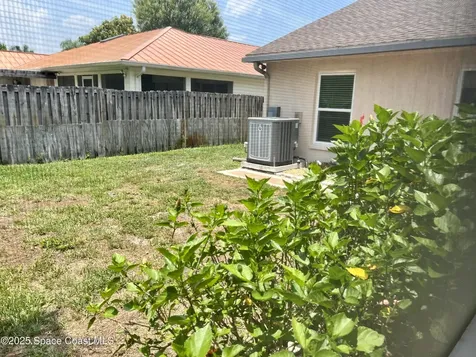 845 Hunters Creek Drive Melbourne FL 32904