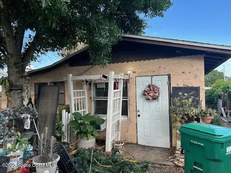1620-1622 Peachtree Street Melbourne FL 32901