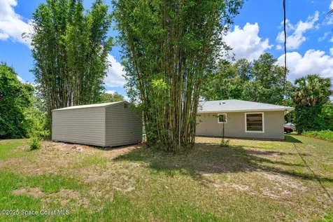 129 Irvine Avenue SE Palm Bay FL 32909