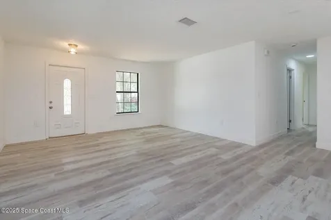129 Irvine Avenue SE Palm Bay FL 32909