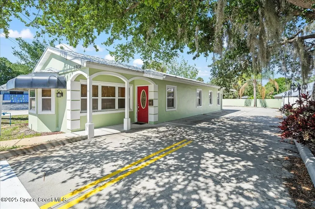2308 S Babcock Street Melbourne FL 32901