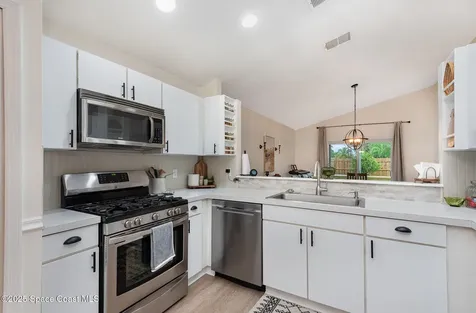 2851 Saint James Lane Melbourne FL 32935