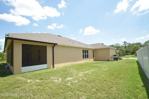 2912 J Cobber Court Melbourne FL 32904