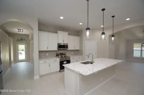 2912 J Cobber Court Melbourne FL 32904