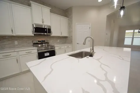2912 J Cobber Court Melbourne FL 32904