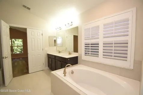 2912 J Cobber Court Melbourne FL 32904