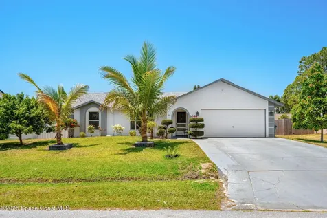 1058 Sheridan Avenue NW Palm Bay FL 32907