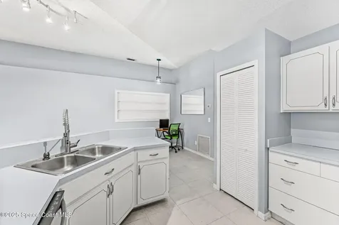 1058 Sheridan Avenue NW Palm Bay FL 32907