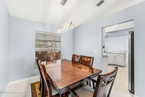 1058 Sheridan Avenue NW Palm Bay FL 32907
