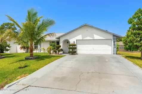 1058 Sheridan Avenue NW Palm Bay FL 32907