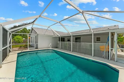 1058 Sheridan Avenue NW Palm Bay FL 32907