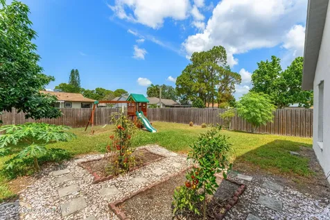 1058 Sheridan Avenue NW Palm Bay FL 32907