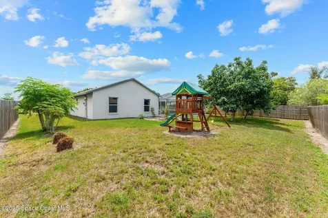 1058 Sheridan Avenue NW Palm Bay FL 32907