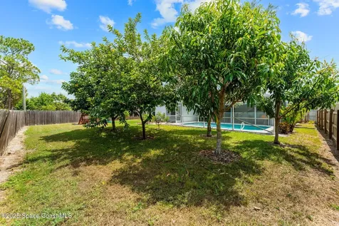 1058 Sheridan Avenue NW Palm Bay FL 32907