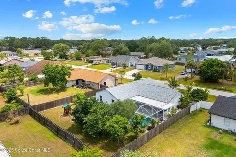 1058 Sheridan Avenue NW Palm Bay FL 32907