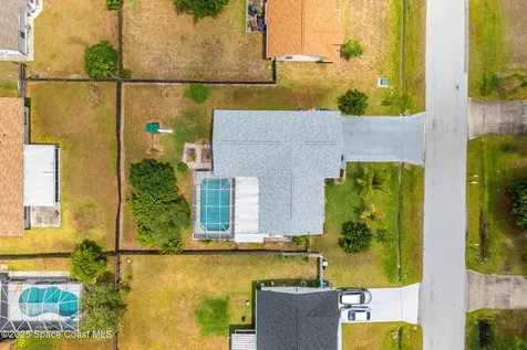 1058 Sheridan Avenue NW Palm Bay FL 32907