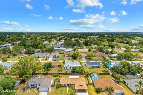 1058 Sheridan Avenue NW Palm Bay FL 32907