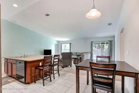 542 Jewell Street SE Palm Bay FL 32909