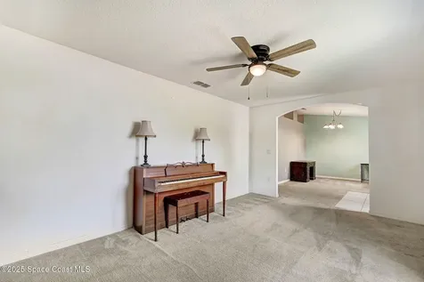 542 Jewell Street SE Palm Bay FL 32909