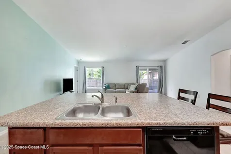 542 Jewell Street SE Palm Bay FL 32909