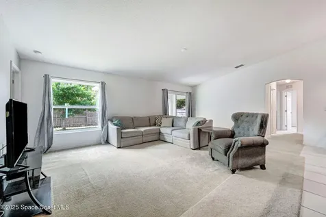 542 Jewell Street SE Palm Bay FL 32909