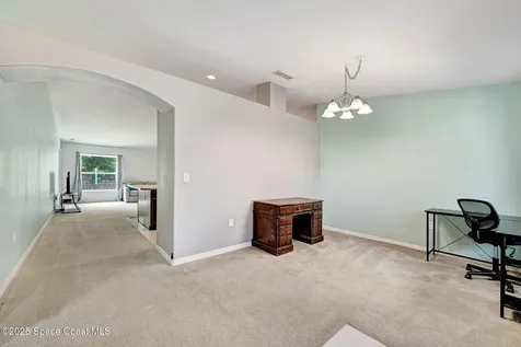 542 Jewell Street SE Palm Bay FL 32909