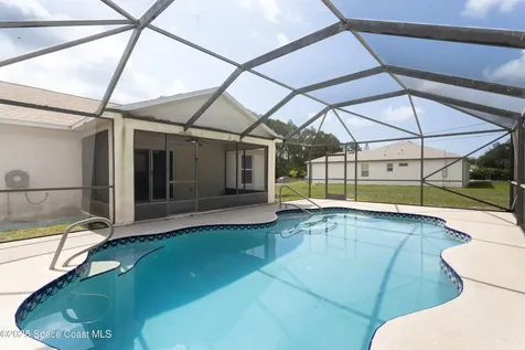 714 Scott Avenue SW Palm Bay FL 32908