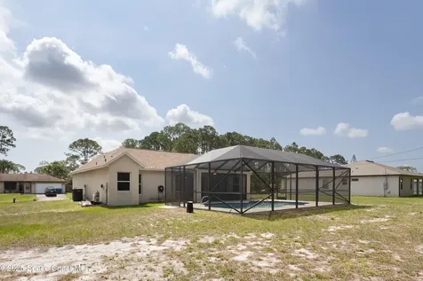 714 Scott Avenue SW Palm Bay FL 32908
