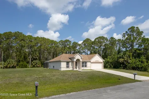 714 Scott Avenue SW Palm Bay FL 32908