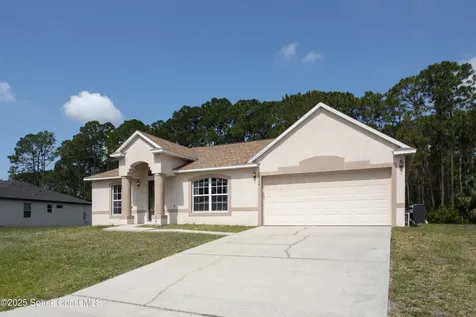 714 Scott Avenue SW Palm Bay FL 32908