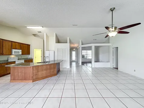 2351 Grand Teton Boulevard Melbourne FL 32935