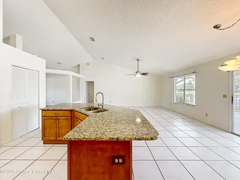 2351 Grand Teton Boulevard Melbourne FL 32935